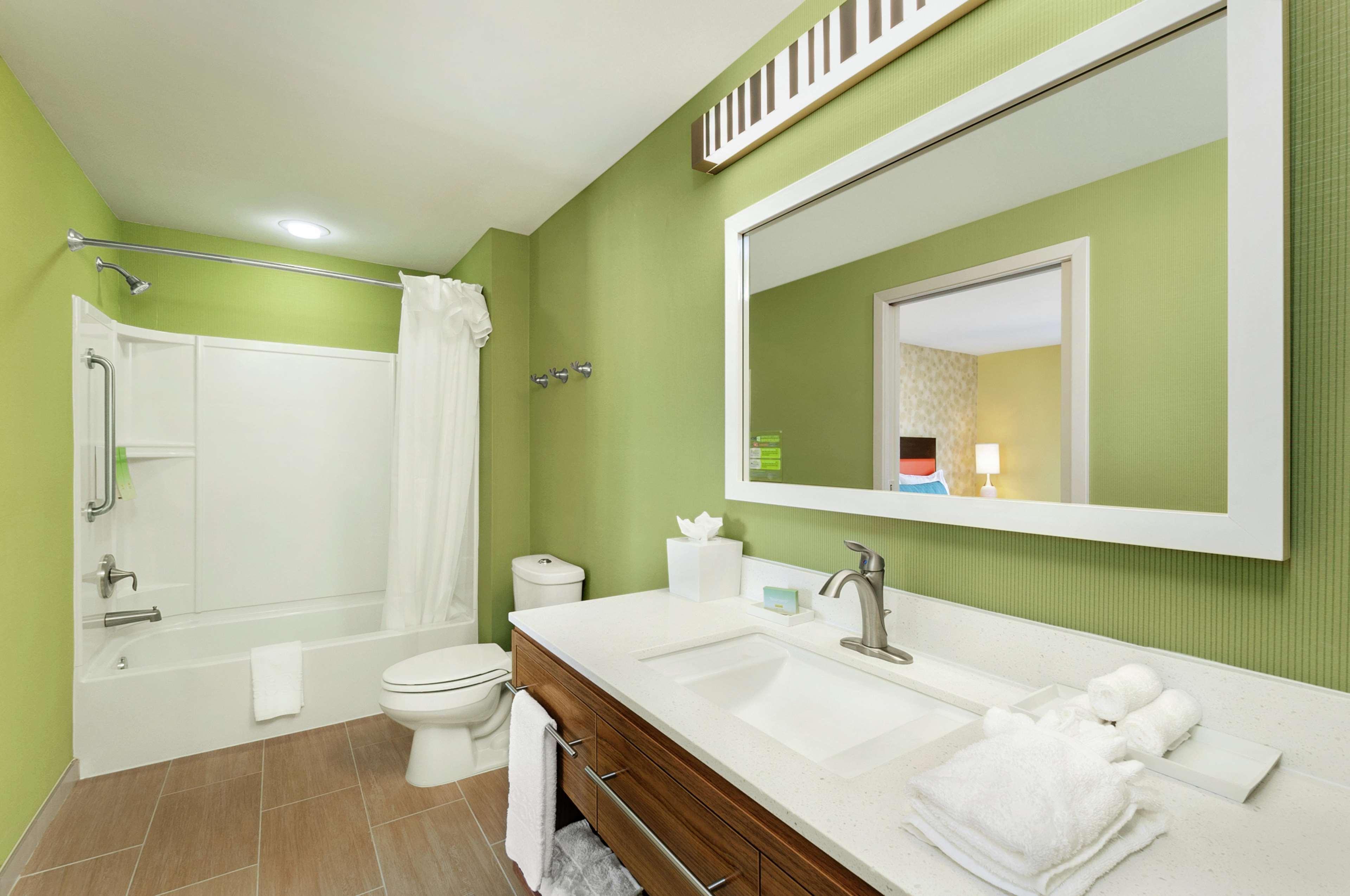 Home2 Suites By Hilton Biloxi/North/D'Iberville Экстерьер фото