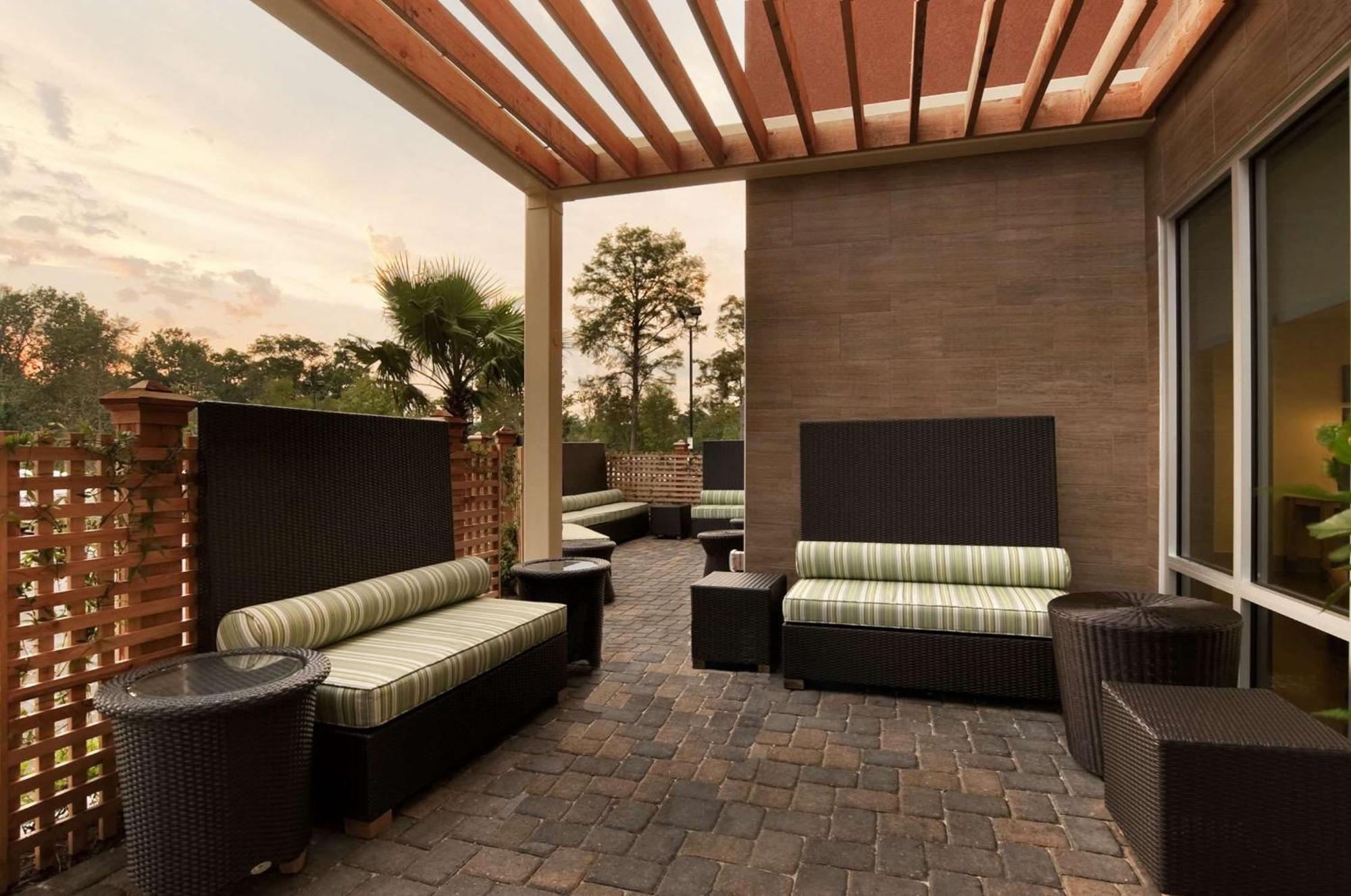 Home2 Suites By Hilton Biloxi/North/D'Iberville Экстерьер фото