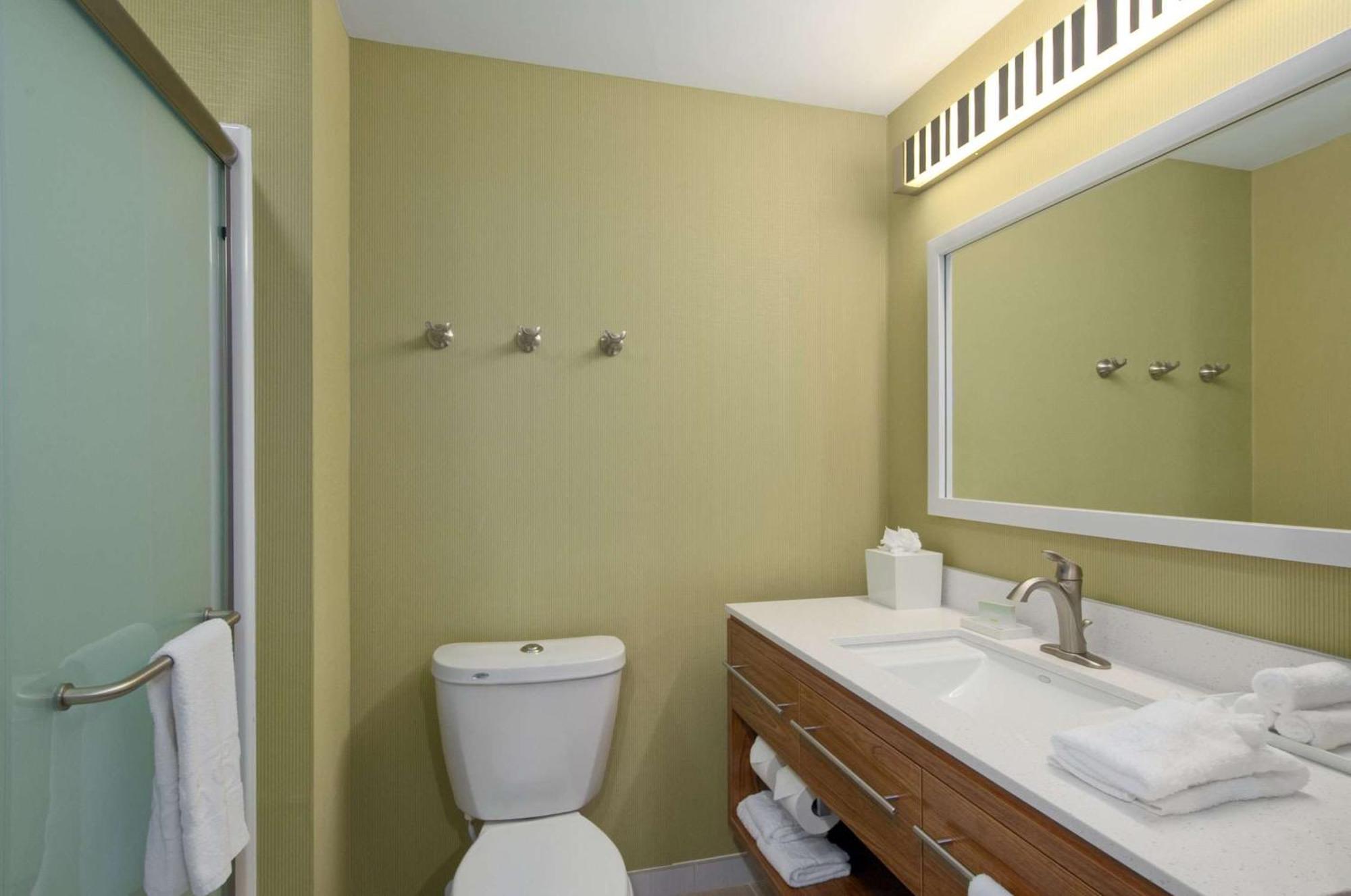 Home2 Suites By Hilton Biloxi/North/D'Iberville Экстерьер фото